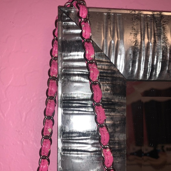 Vintage Victoria’s Secret Pink magnet lock purse - Picture 4 of 7